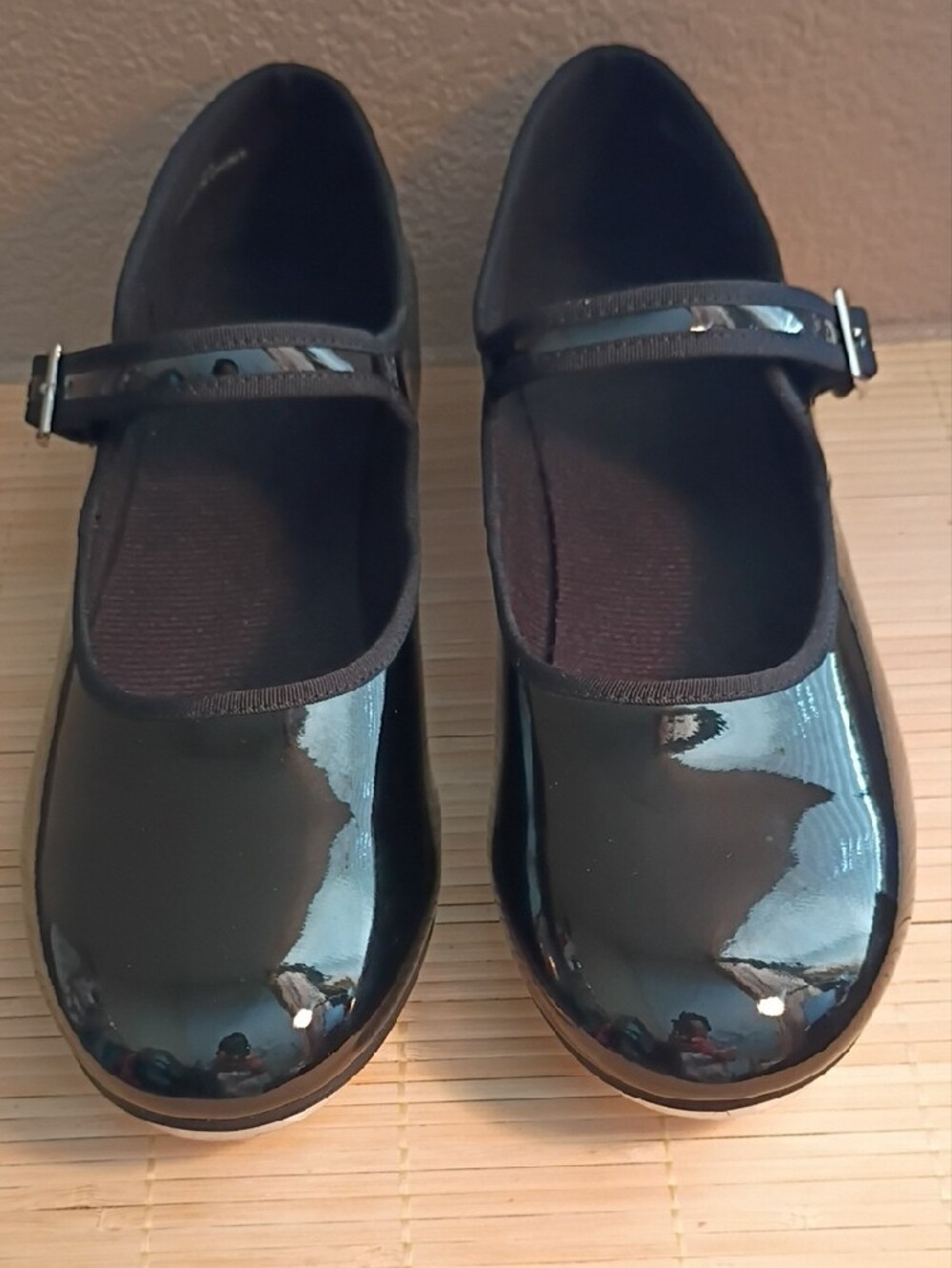 Women's Black Patent Tap Shoes Size 9.5A